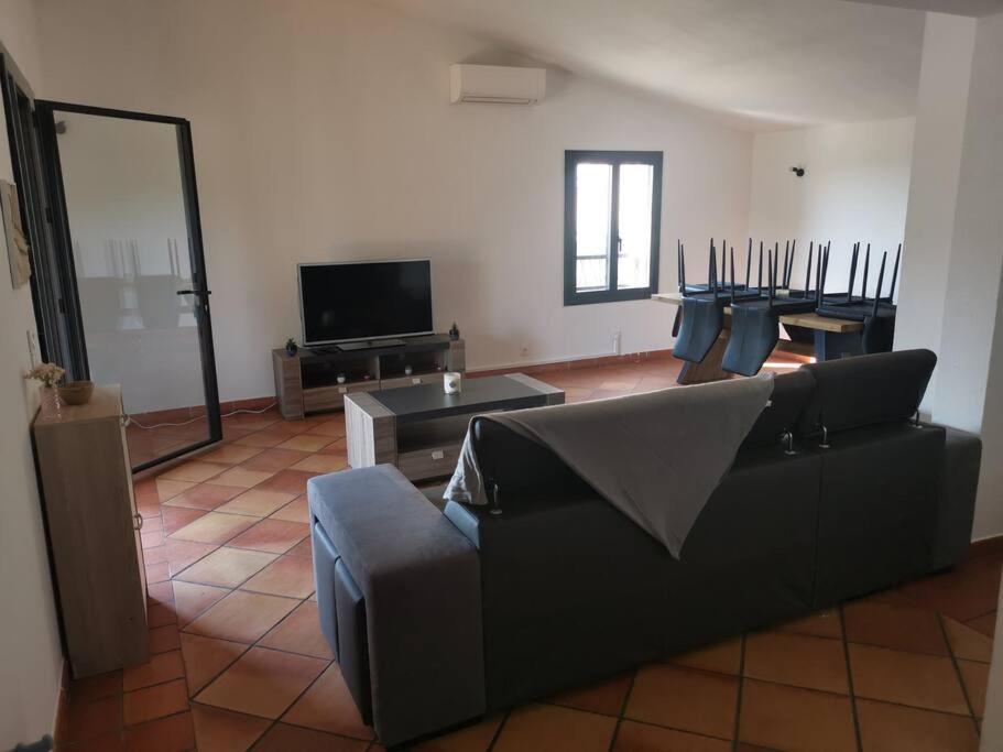 Haut De Villa Renovee En 2023 Saint-Maime 외부 사진